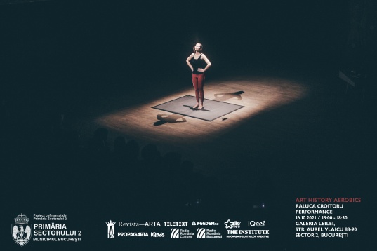 Aerobic-performance la Galeria Leilei din București