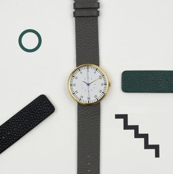 Creativii care dau ora exactă în design-ul contemporan cu un ceas românesc din anii ’80