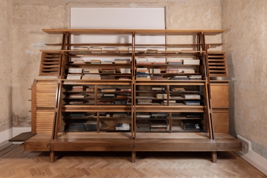 Vernisaj, masă rotundă, deschidere publică a expoziției „Biblioteca Alifanti” la CdRF