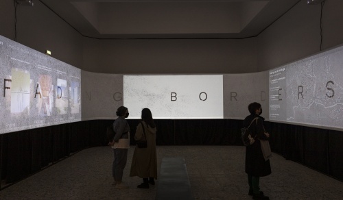 „Fading Borders”, proiectul României de la Bienala de Arhitectură de la Veneția, ajunge în București