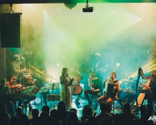 Mădălina Pavăl Live Orchestra, concert cu piesele de pe albumul „Roiesc”