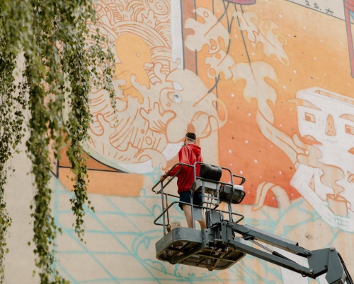 Sibiul devine capitala artei stradale în România. 7 artiști din 7 țări participă la SISAF
